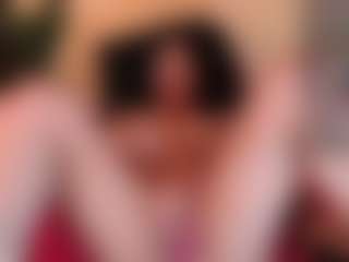 Live cam show with Marcela Davila - Strip Latina on Streamer API | colombia