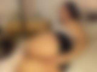 Live cam show with Sara Moore - Teen (18+) on sexylive.show