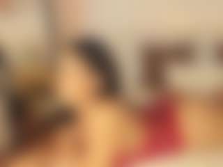 Live cam show with Sara Moore - Anal Toys on friskycurves.com