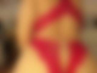Live cam show with Sara Moore - Brown Hair Toys on intimatelivegirls.com