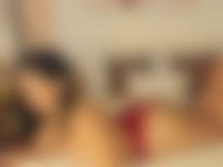 Live cam show with Sara Moore - Toys on Camsoda