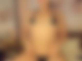 Sara Moore's Live Sex Cam Show