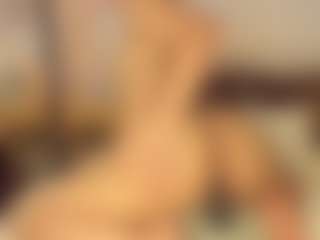 Sara Moore's Live Sex Cam Show