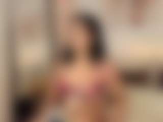 Live cam show with Sara Moore - Lovense on Camsoda
