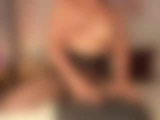 Sara Moore's Live Sex Cam Show