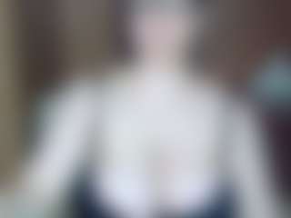 Live cam show with AdeAde - Slave on StripNow
