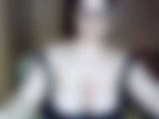 AdeAde MILF-Webcam-Darstellerin im Live-Stream