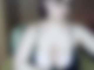 AdeAde's Live Sex Cam Show