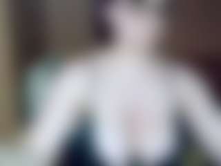 Live cam show with AdeAde - Public on TeamSkeetLive