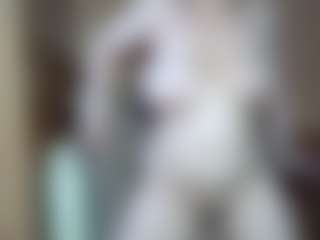 AdeAde's Live Sex Cam Show