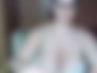 Live cam show with AdeAde - Oil on camwithhim.com