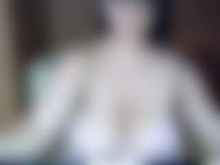 AdeAde's Live Sex Cam Show