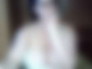 Live cam show with AdeAde - Brown Hair MILF on livesuperchat.net