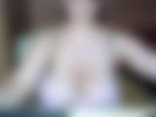 AdeAde's Live Sex Cam Show