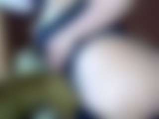 AdeAde's Live Sex Cam Show