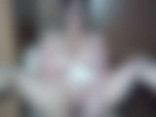 Live cam show with AdeAde - Brown Hair MILF on Fit Hotties