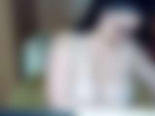 Pokaz na żywo z AdeAde - Brown Hair MILF na Camsoda