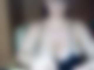 AdeAde's Live Sex Cam Show