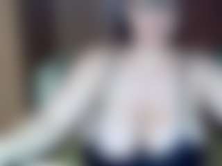 Live cam show with AdeAde - Public on Cam Slut