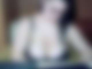 Live cam show with AdeAde - Control on TeamSkeetLive