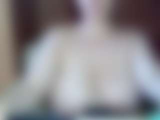 AdeAde's Live Sex Cam Show
