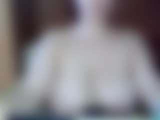 AdeAde's Live Sex Cam Show