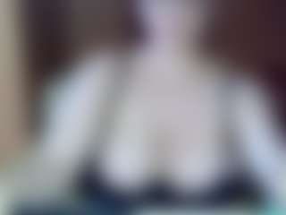 AdeAde's Live Sex Cam Show