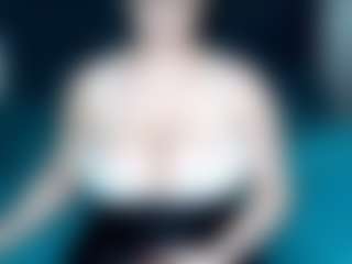 Show live cam dengan AdeAde - Blow di Camsoda