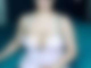 AdeAde's Live Sex Cam Show