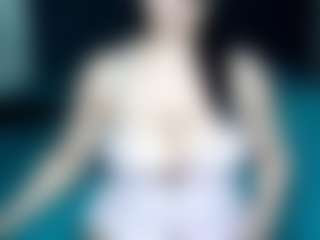 AdeAde's Live Sex Cam Show