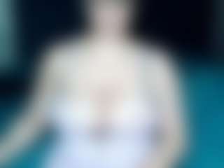 AdeAde's Live Sex Cam Show