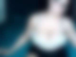 Live cam show with AdeAde - Blow on SinfulBabes