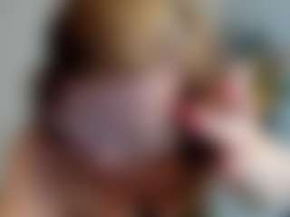Live cam show with flirtyADELE - Granny on crypto-cams