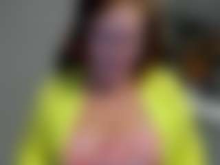 Live cam show with flirtyADELE - Granny Big Ass on CamClone