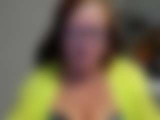 Live cam show with flirtyADELE - Granny MILF on CamClone