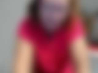 Live cam show with flirtyADELE - Middle Aged on Gym Cam Girls