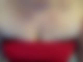 Live cam show with flirtyADELE - Granny MILF on xheatlive.com