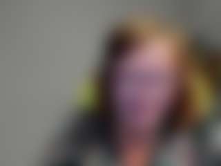 flirtyADELE's Live Sex Cam Show