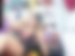 Live cam show with XimenaMoreira - Tease on Streamer API