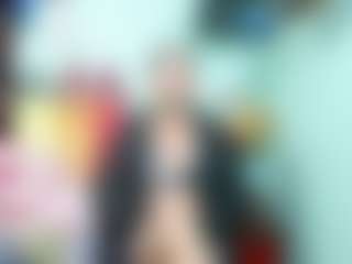 Live cam show with XimenaMoreira - Small Tits on Mixed Magazine Live