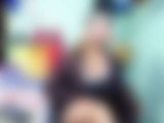 Live cam show with XimenaMoreira - Brown Eyes on Dolls Live