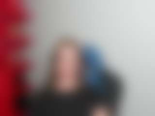 ZoeXox's Live Sex Cam Show