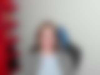 ZoeXox's Live Sex Cam Show