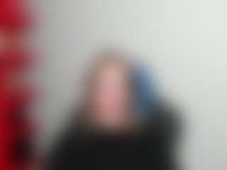 Live cam show with ZoeXox - Femdom on SquirtSoMuch