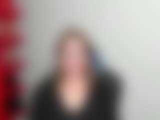 Live cam show with ZoeXox - Cuckold on Camming Site