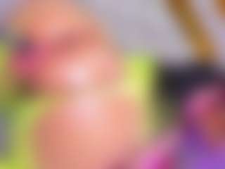 Live cam show with Bigassmonic - Middle Aged on Uber Horny