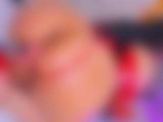 Bigassmonic MILF webcam performer live streaming