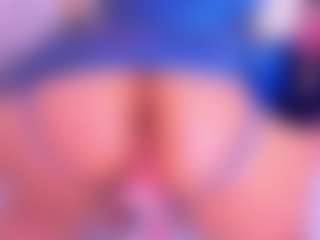 Live cam show with Bigassmonic - Small Tits Mature on SpankPalCams
