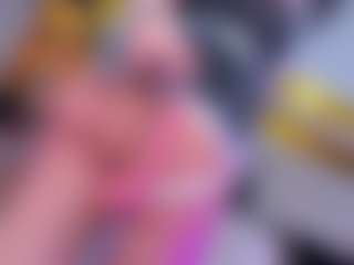 Bigassmonic MILF webcam performer live streaming