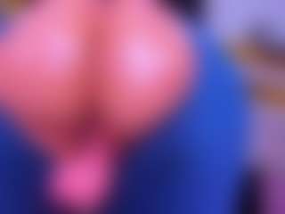 Live cam show with Bigassmonic - Smoking on Camiplay Live
